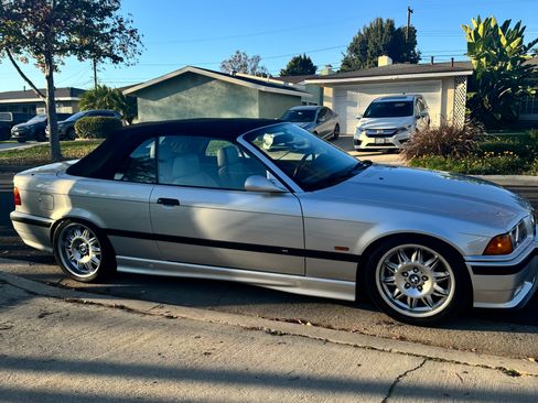Used 1999 BMW M3 Convertible RWD image 6