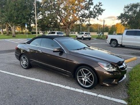 Used 2015 Mercedes-Benz E 400 Cabriolet image 4