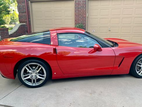 Used 2008 Chevrolet Corvette Coupe RWD image 11