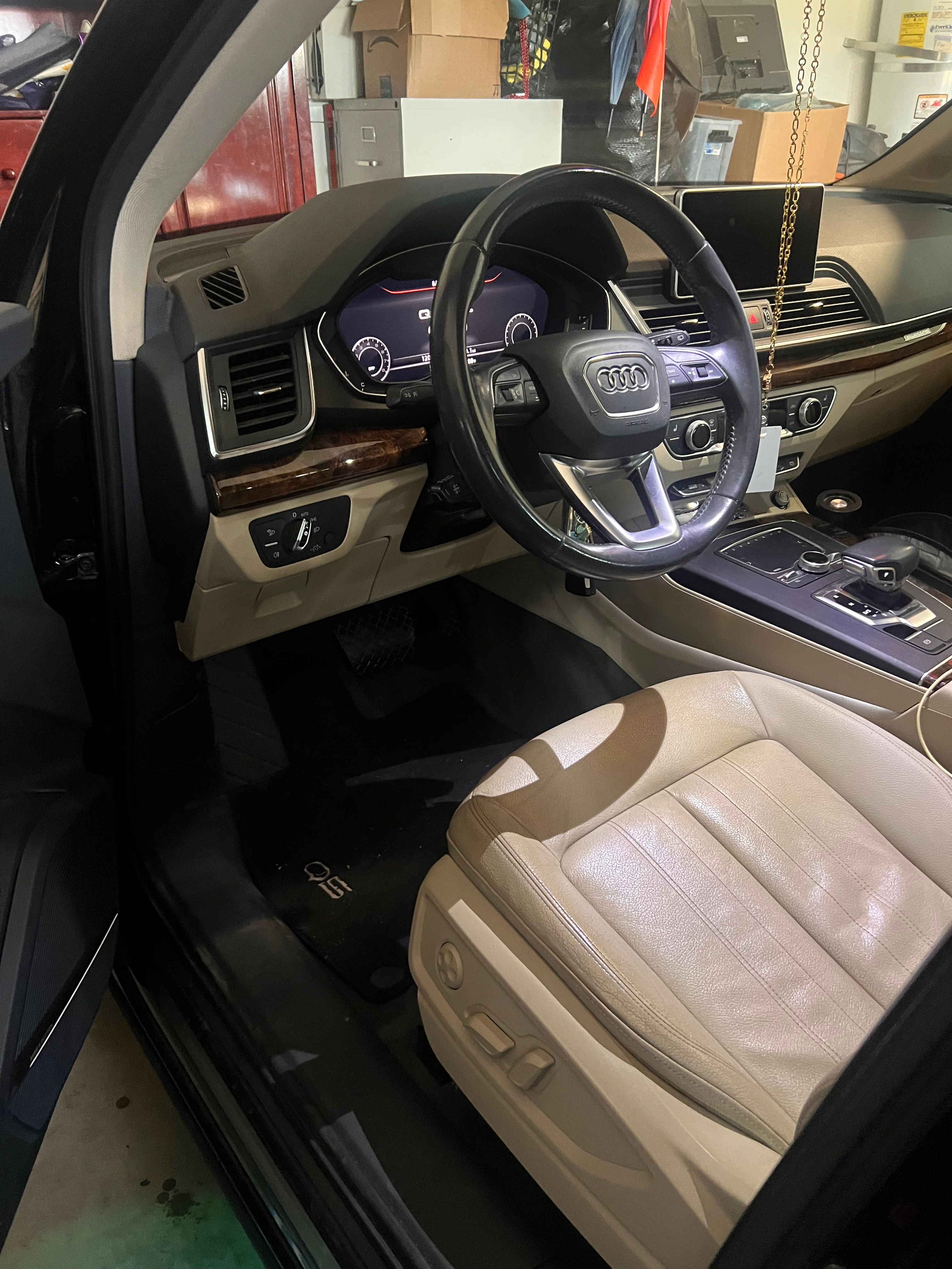 Used 2018 Audi Q5 2.0T Premium Plus w/ Premium Plus Package AWD/4WD image 5