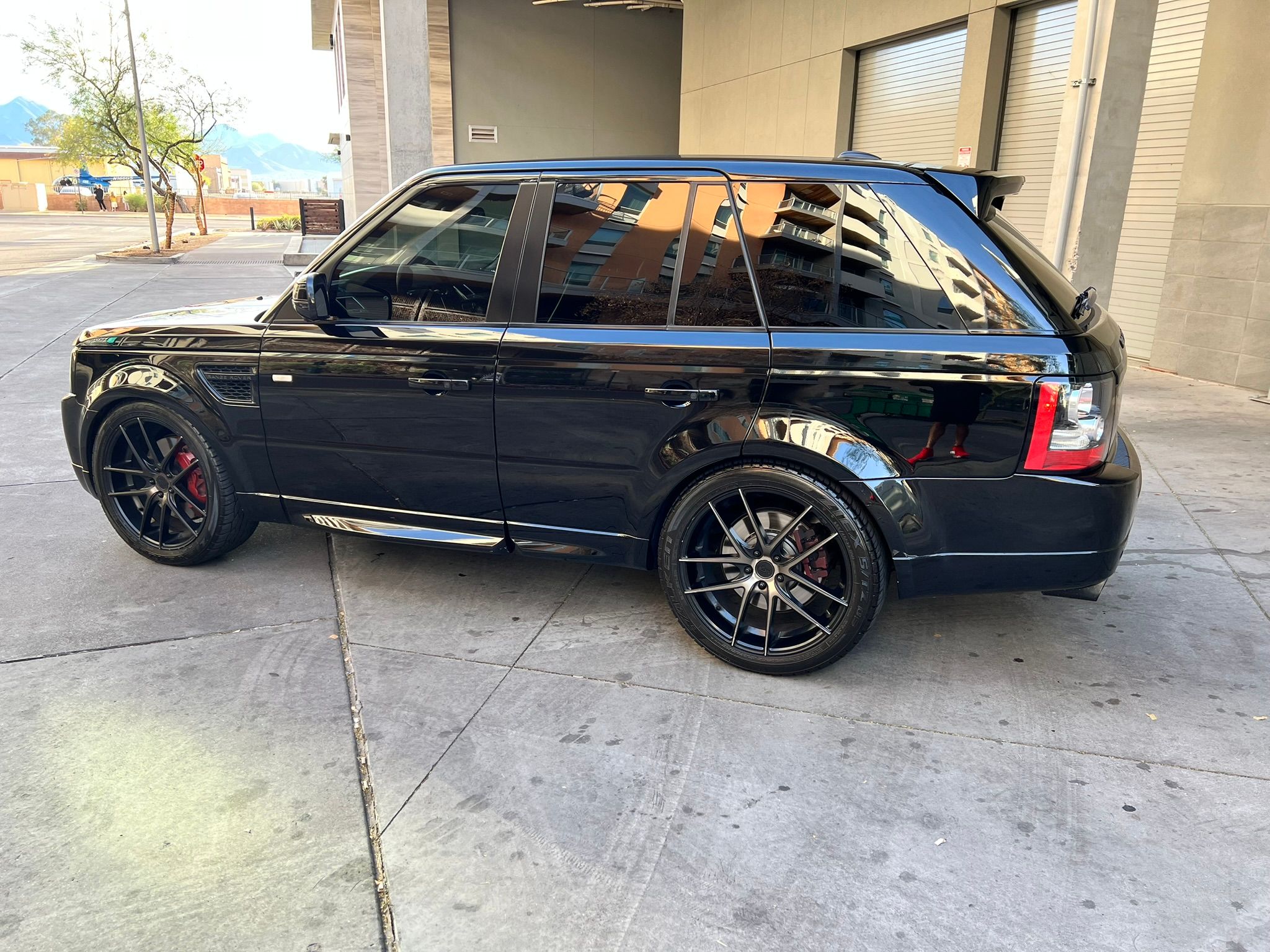Used 2012 Land Rover Range Rover Sport Autobiography AWD/4WD image 13