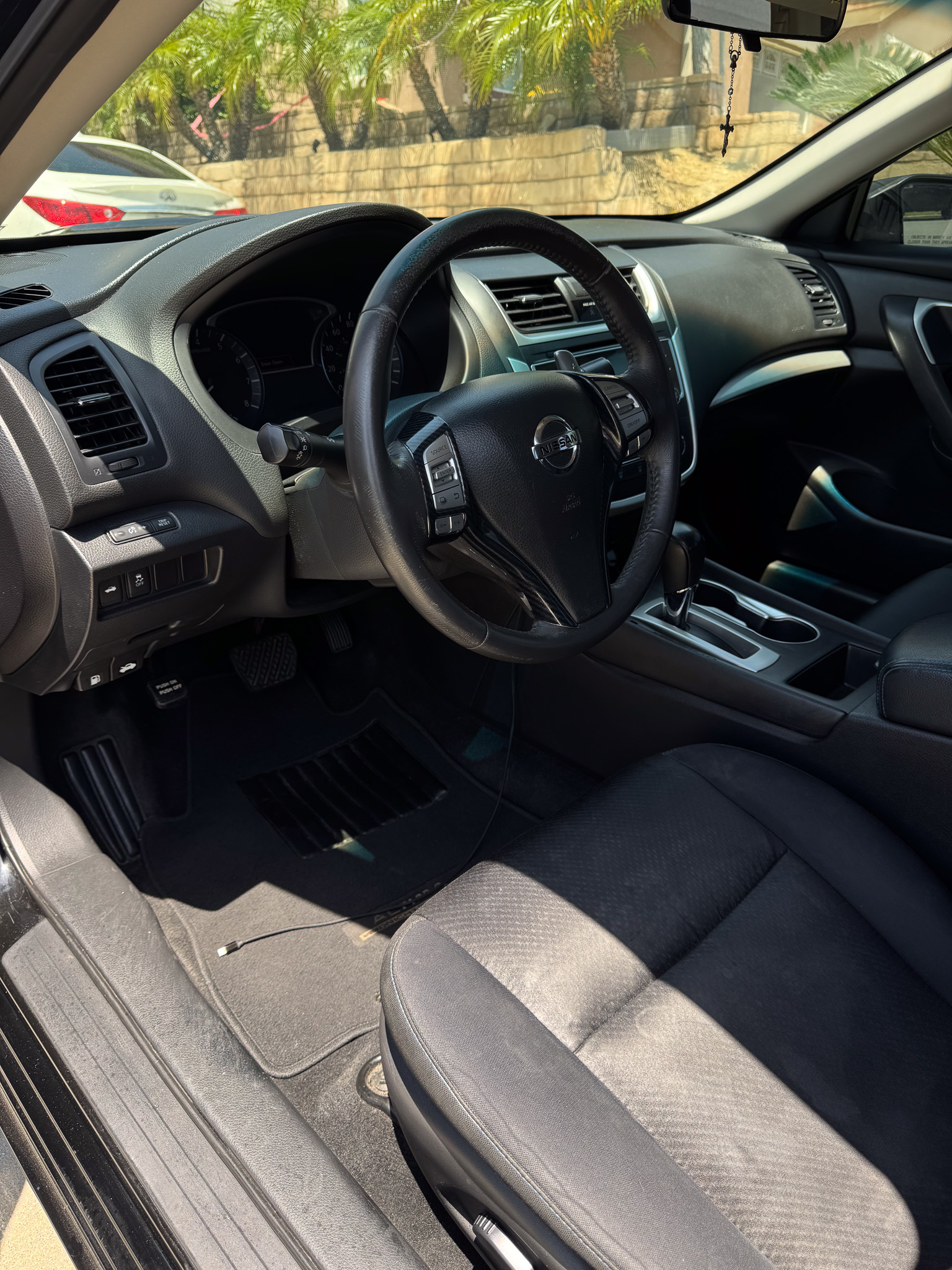 Used 2017 Nissan Altima 2.5 SR w/ Midnight Edition Package FWD image 15