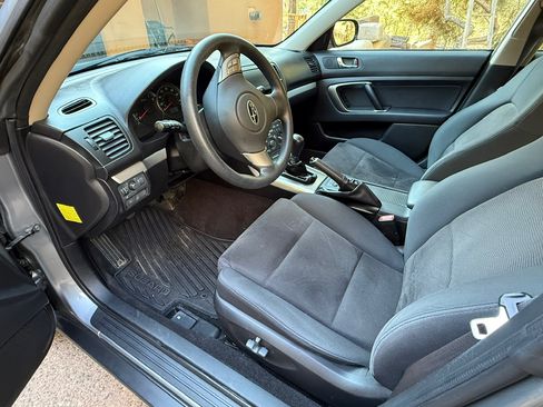 Used 2008 Subaru Outback 2.5i image 6