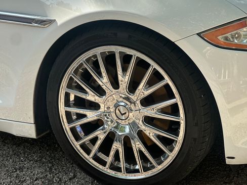 Used 2015 Jaguar XJ L Portfolio RWD image 9