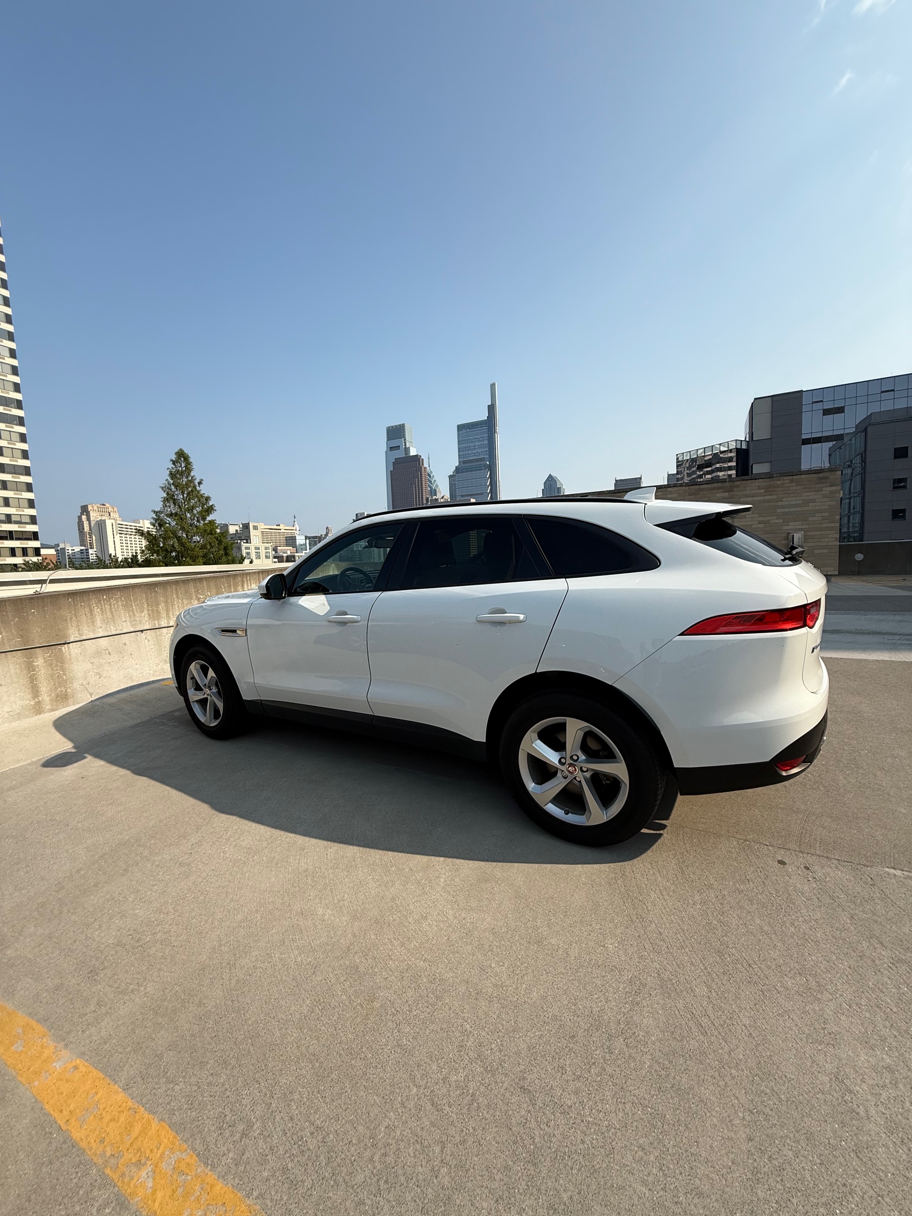 Used 2018 Jaguar F-PACE Premium AWD/4WD image 8
