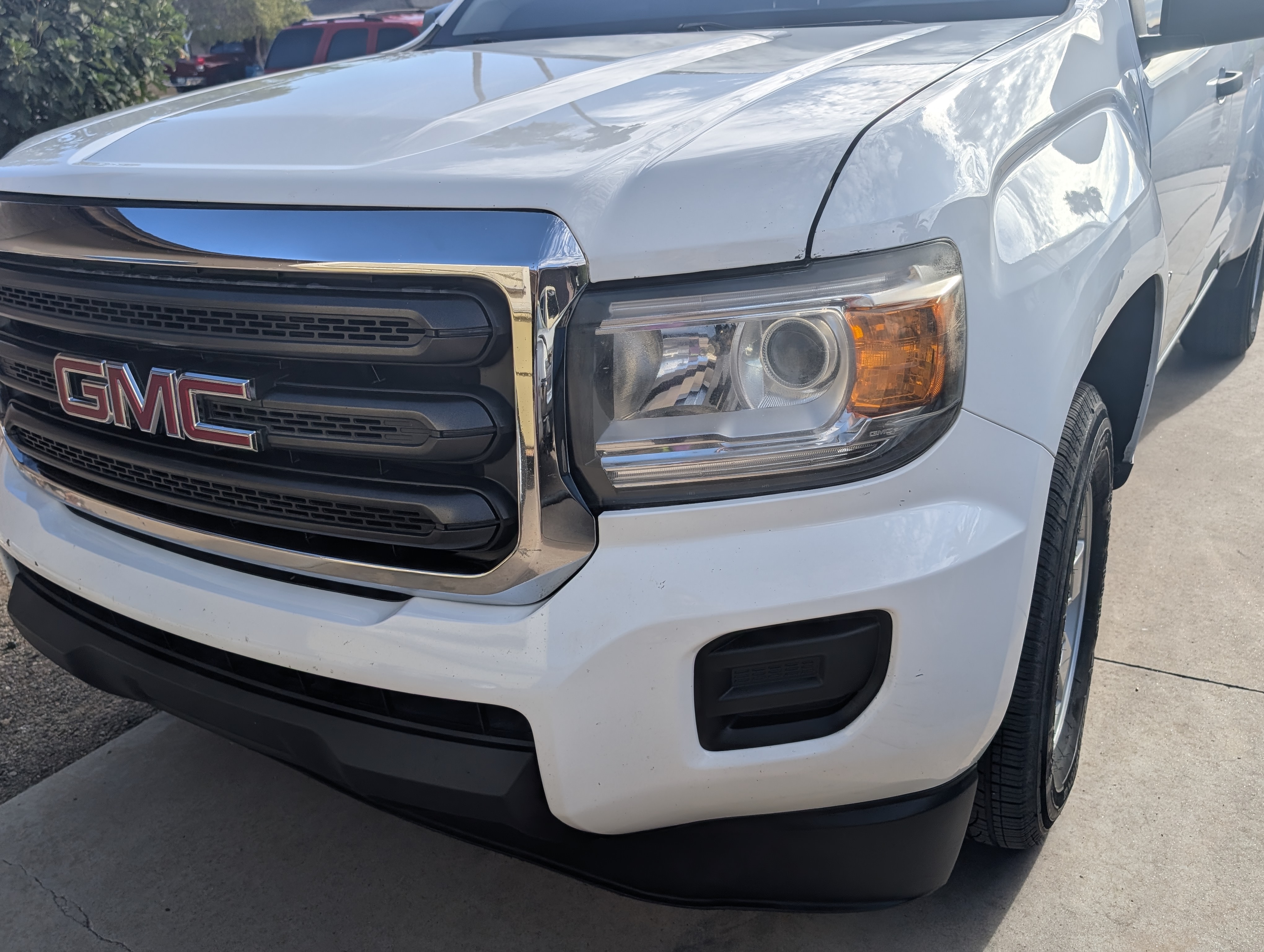 Used 2020 GMC Canyon SL RWD image 2
