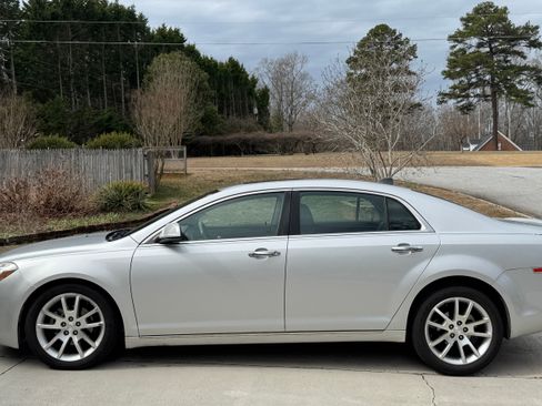 Used 2012 Chevrolet Malibu LTZ image 2