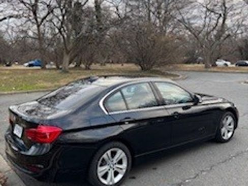 Used 2018 BMW 330i xDrive Sedan image 8