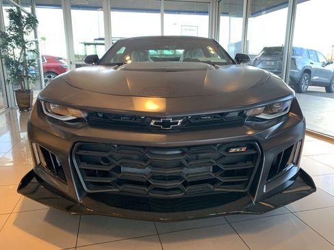 Used 2024 Chevrolet Camaro ZL1 image 2