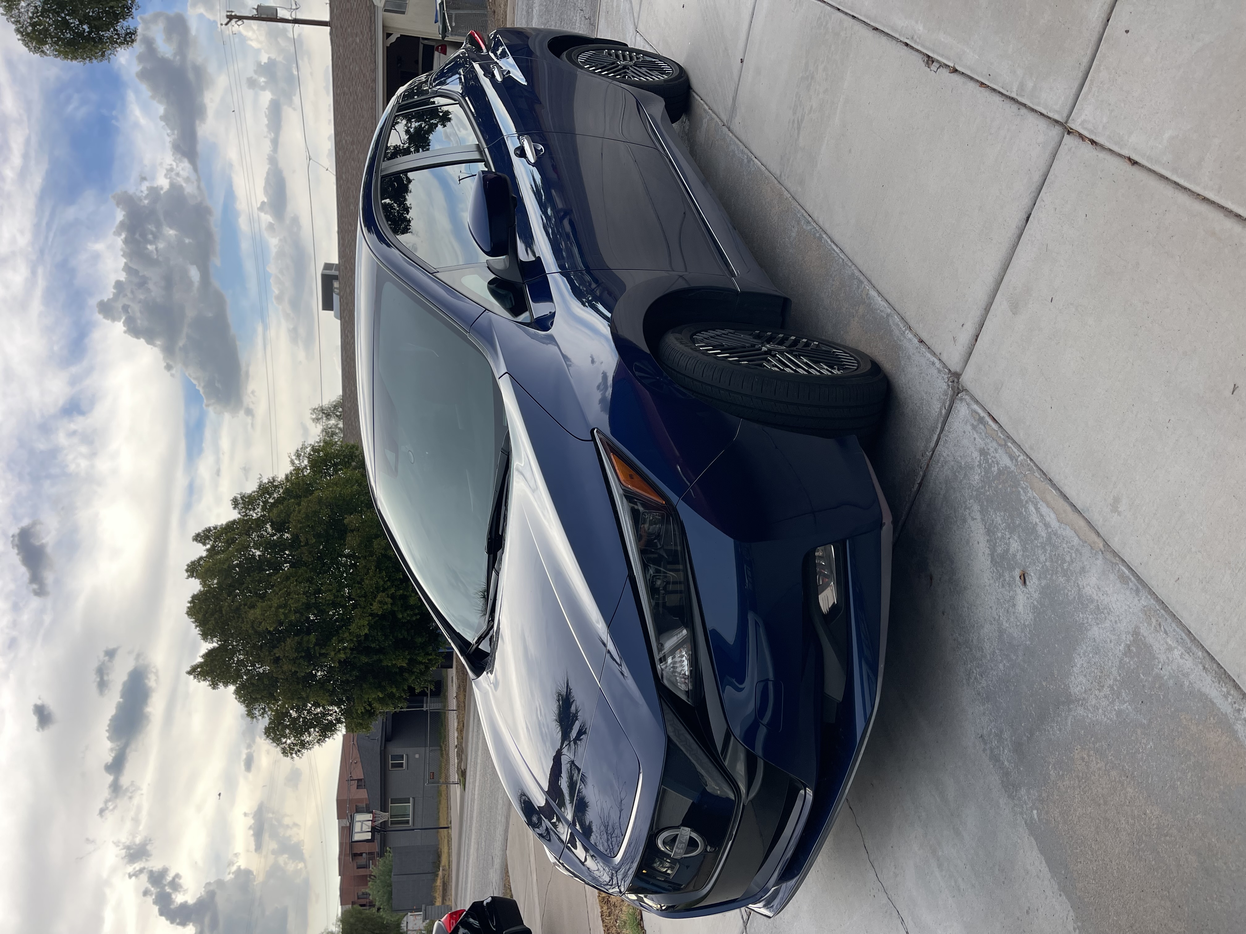 Used 2023 Nissan Leaf SV Plus FWD image 1
