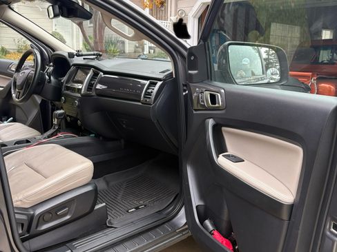 Used 2019 Ford Ranger Lariat w/ Equipment Group 501A Mid image 12