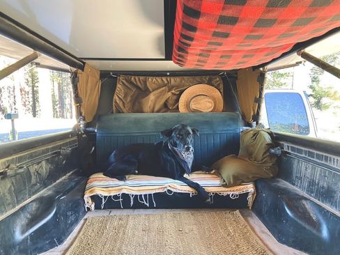 Used 2017 Toyota Tacoma SR5 w/ Tow Package image 9