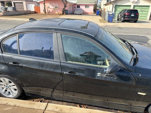 Used 2006 BMW 325i Sedan image 2