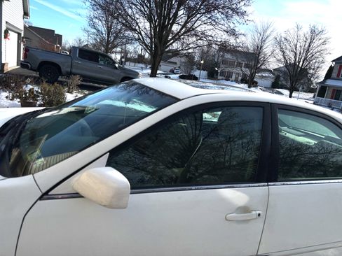 Used 2002 Toyota Camry LE image 2