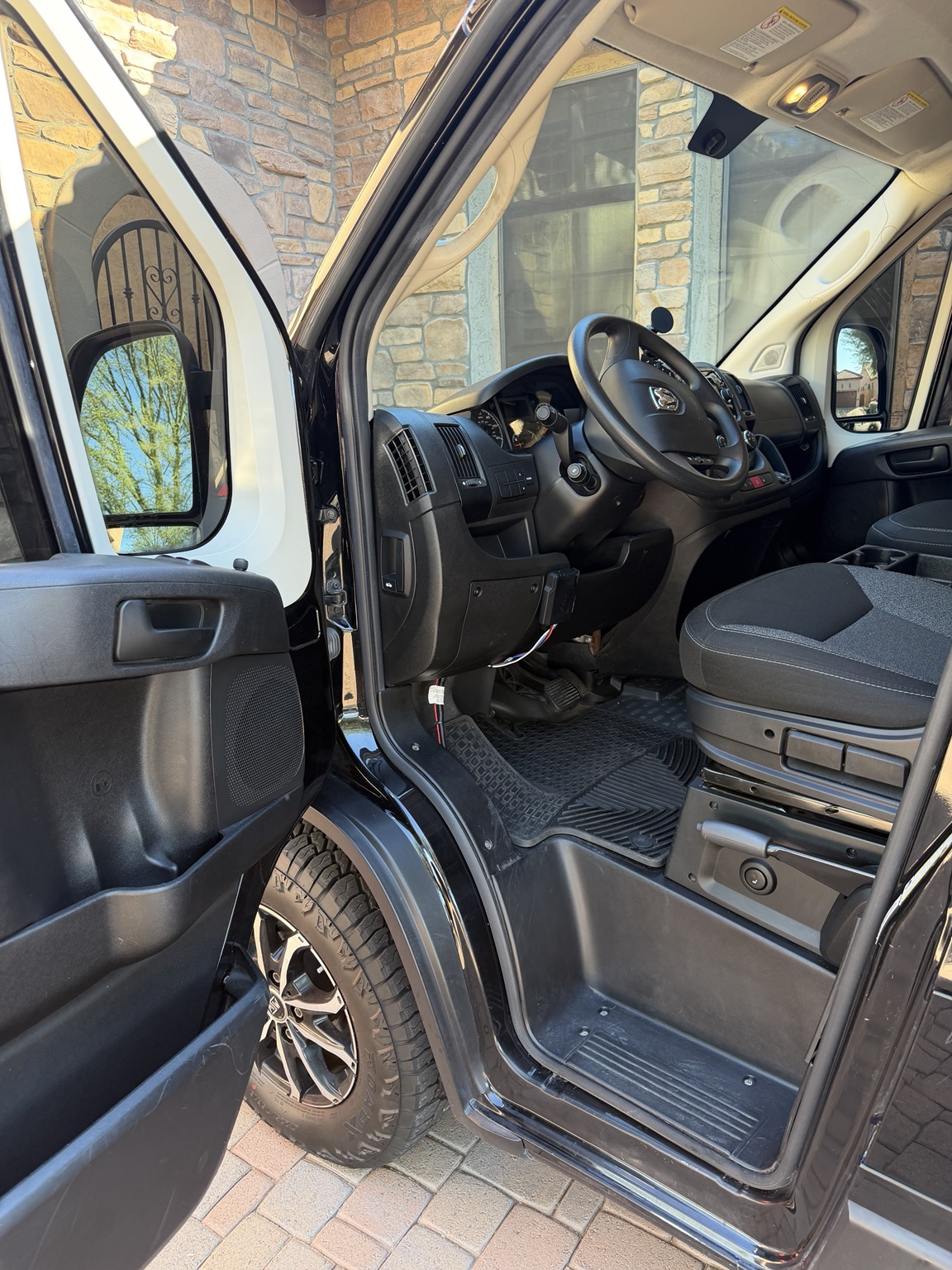 Used 2021 RAM ProMaster 1500 FWD image 6