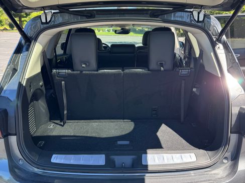 Used 2019 INFINITI QX60 Luxe w/ Essential Package AWD/4WD image 6