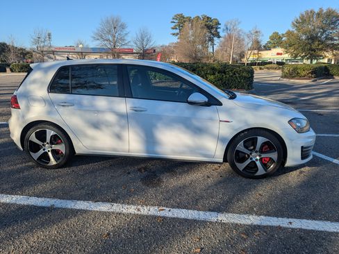 Used 2015 Volkswagen GTI Autobahn w/ Lighting Package (SEL) image 23