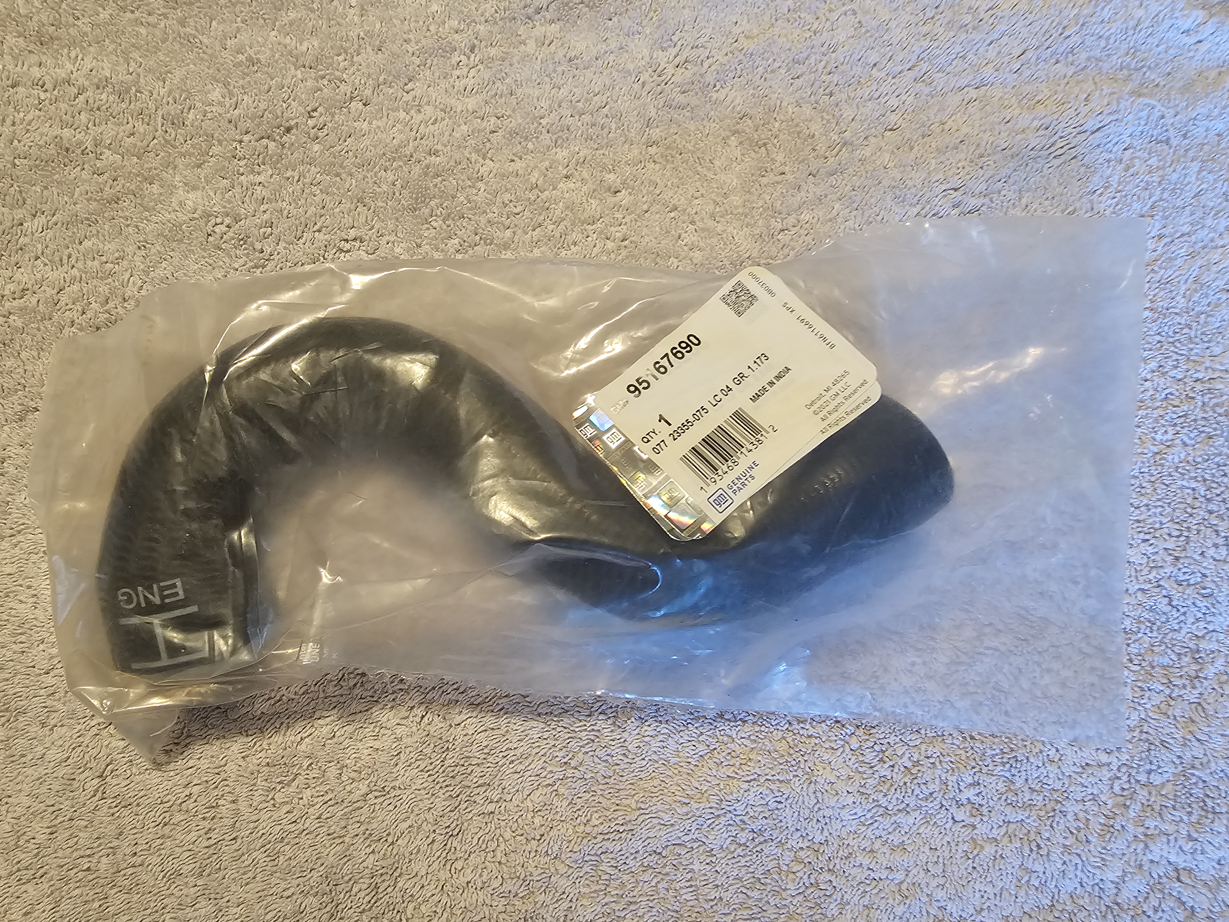 Used 2015 Chevrolet Sonic LT w/ Fun and Sun Package FWD image 13