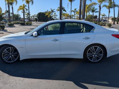 Used 2016 INFINITI Q50 Premium w/ Technology Package