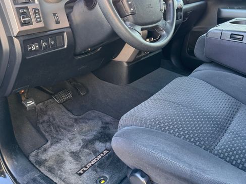 Used 2012 Toyota Tundra 4x4 Double Cab image 9