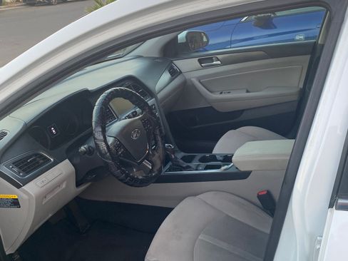 Used 2016 Hyundai Sonata Sport FWD image 11