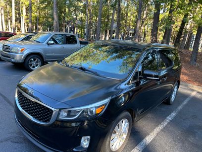 Used 2017 Kia Sedona EX