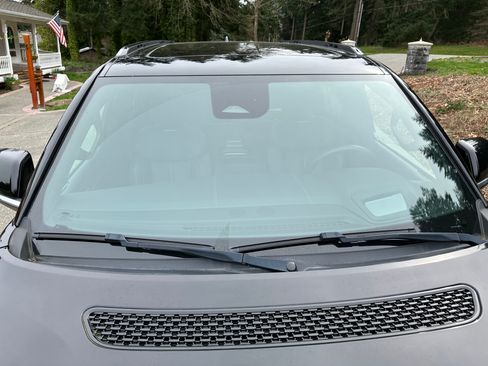 Used 2022 Jeep Grand Wagoneer Series I w/ HD Trailer Tow Package image 6