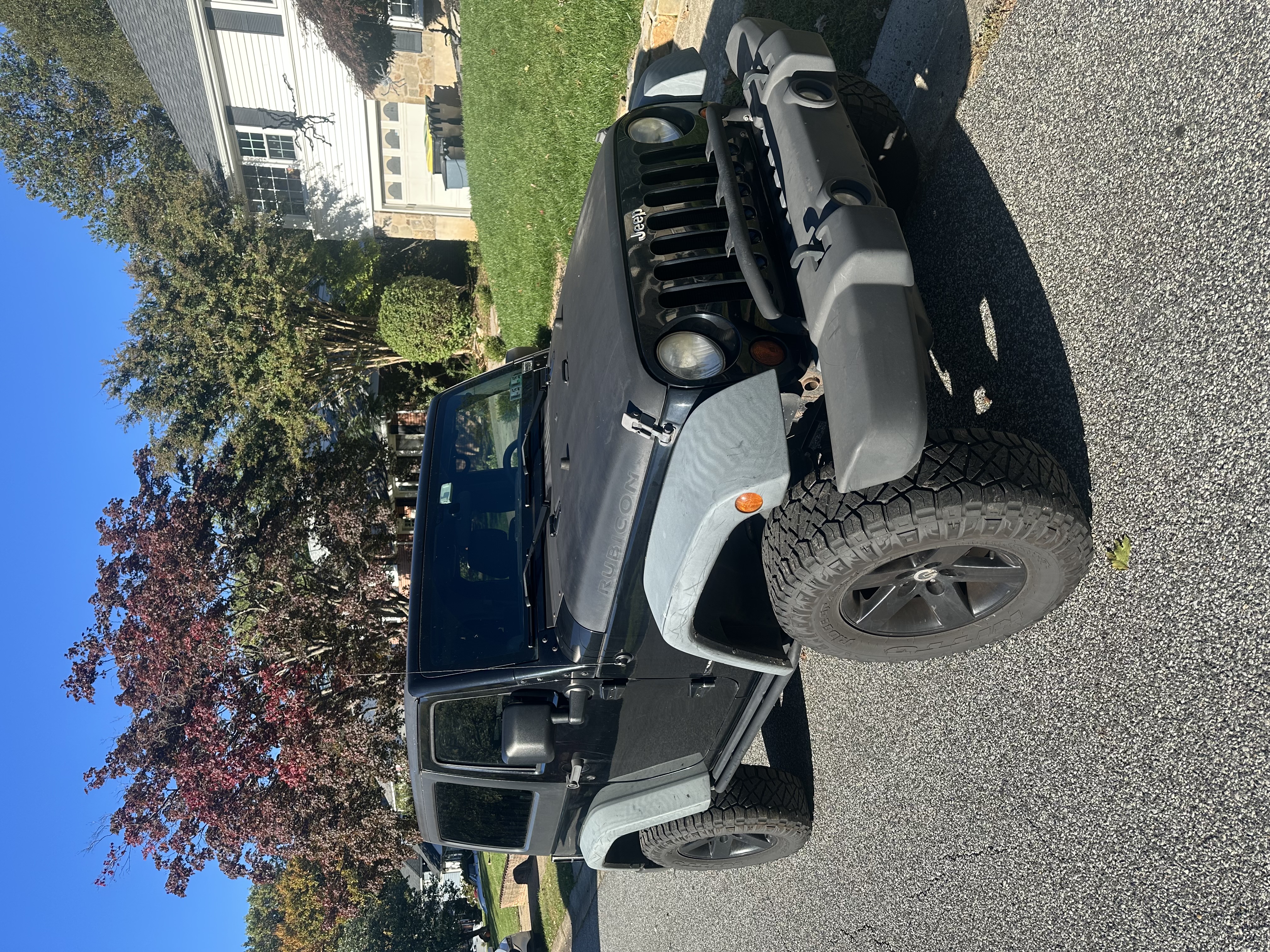 Used 2012 Jeep Wrangler Rubicon w/ PWR Convenience Group AWD/4WD image 1