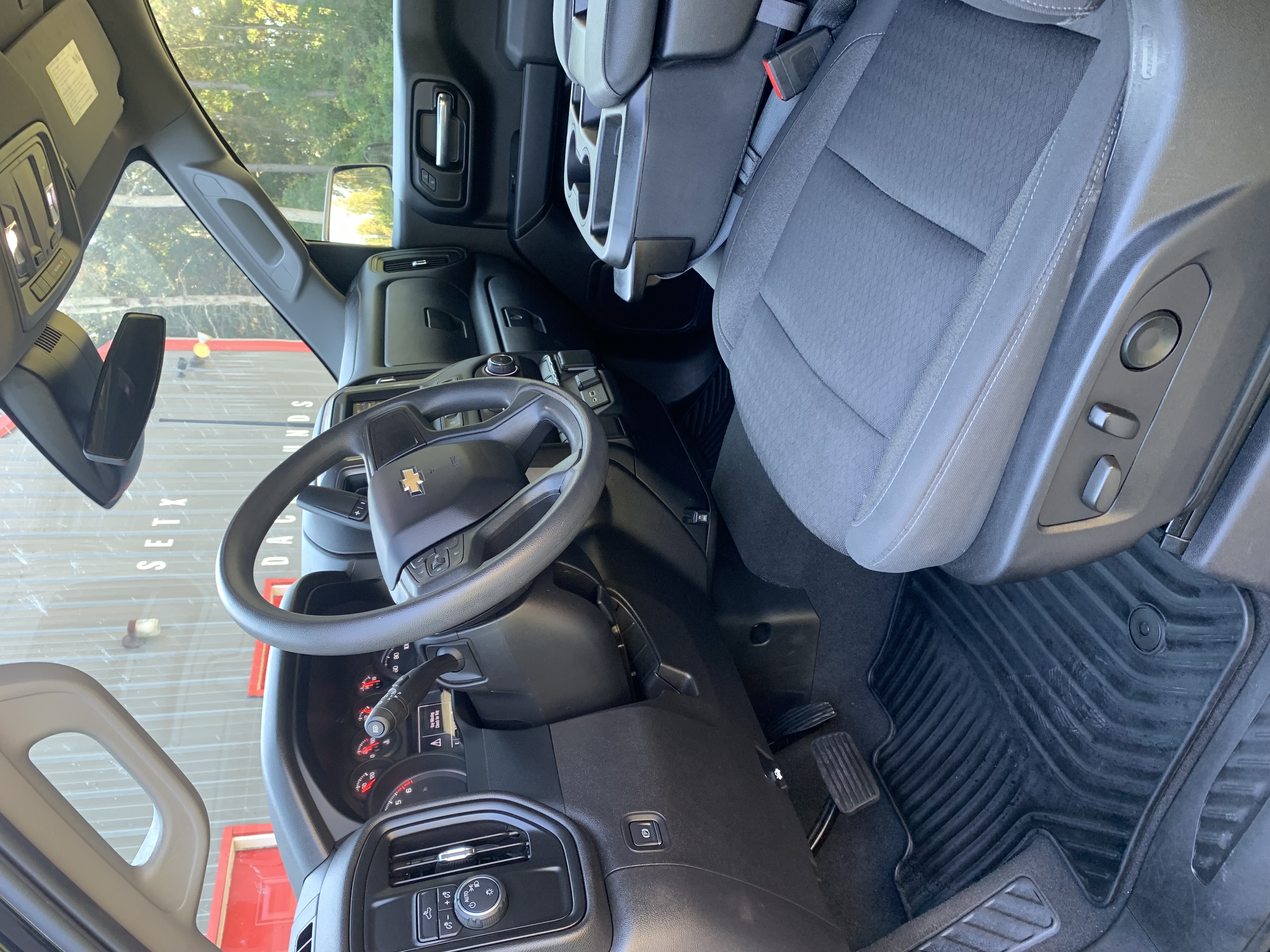 Used 2022 Chevrolet Silverado 1500 Custom RWD image 11