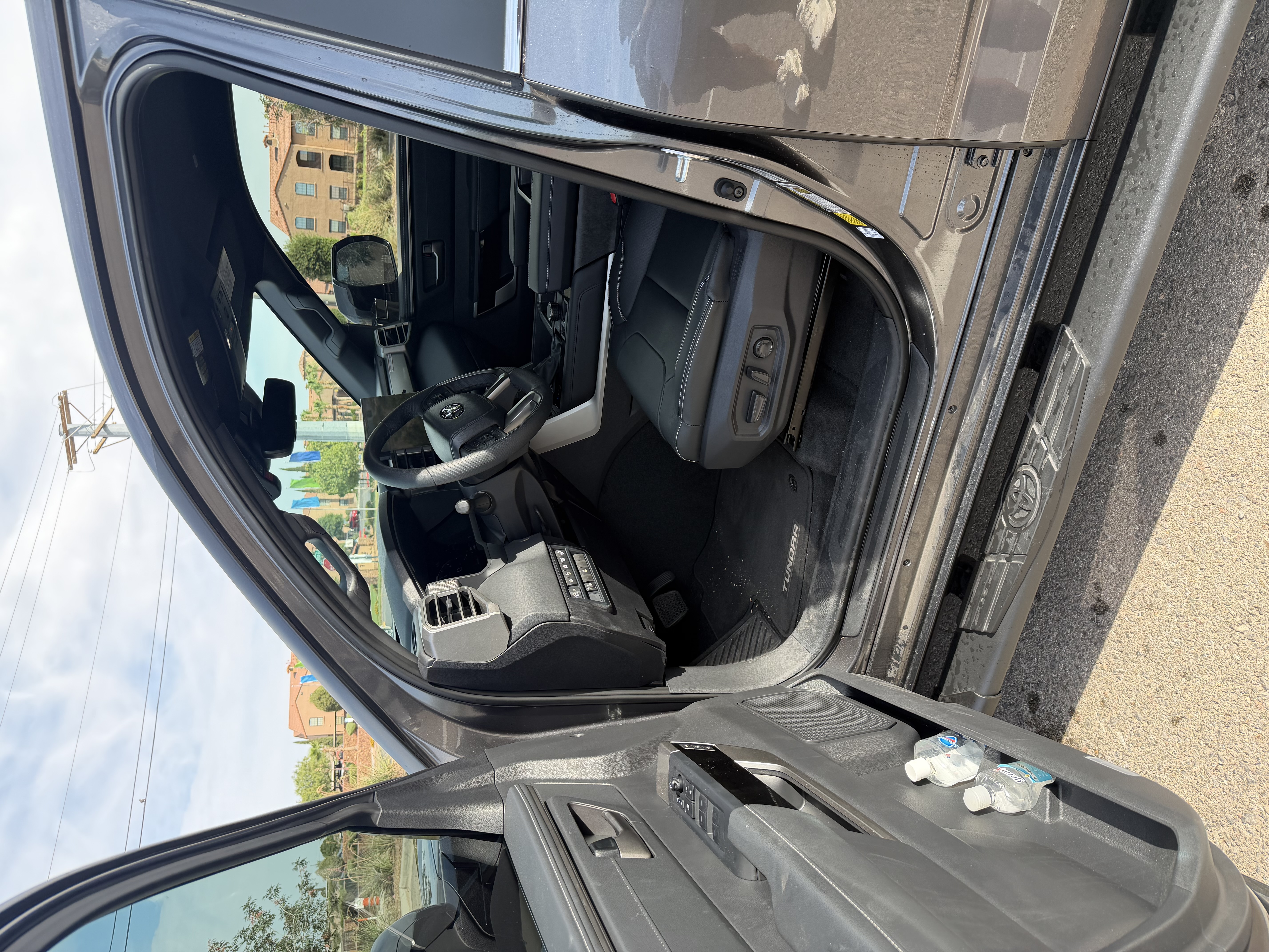 Used 2026 Toyota Tundra Limited w/ Power Package AWD/4WD image 10