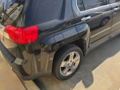 Used 2012 GMC Terrain SLT FWD image 1