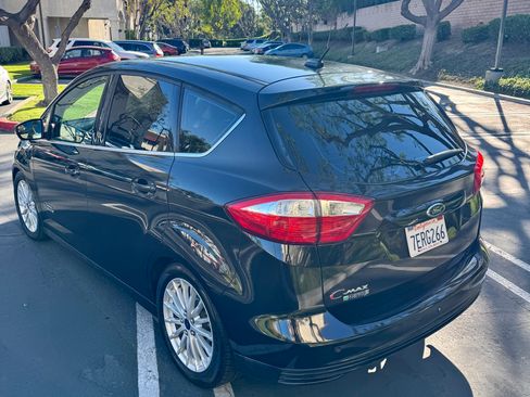 Used 2014 Ford C-MAX Energi SEL w/ Equipment Group 303A image 2