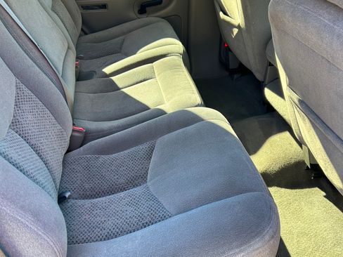 Used 2006 Chevrolet Tahoe LS w/ Smart Select Package image 4