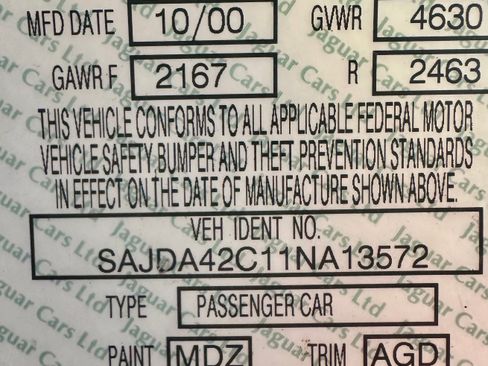 Used 2001 Jaguar XK8 Convertible image 9