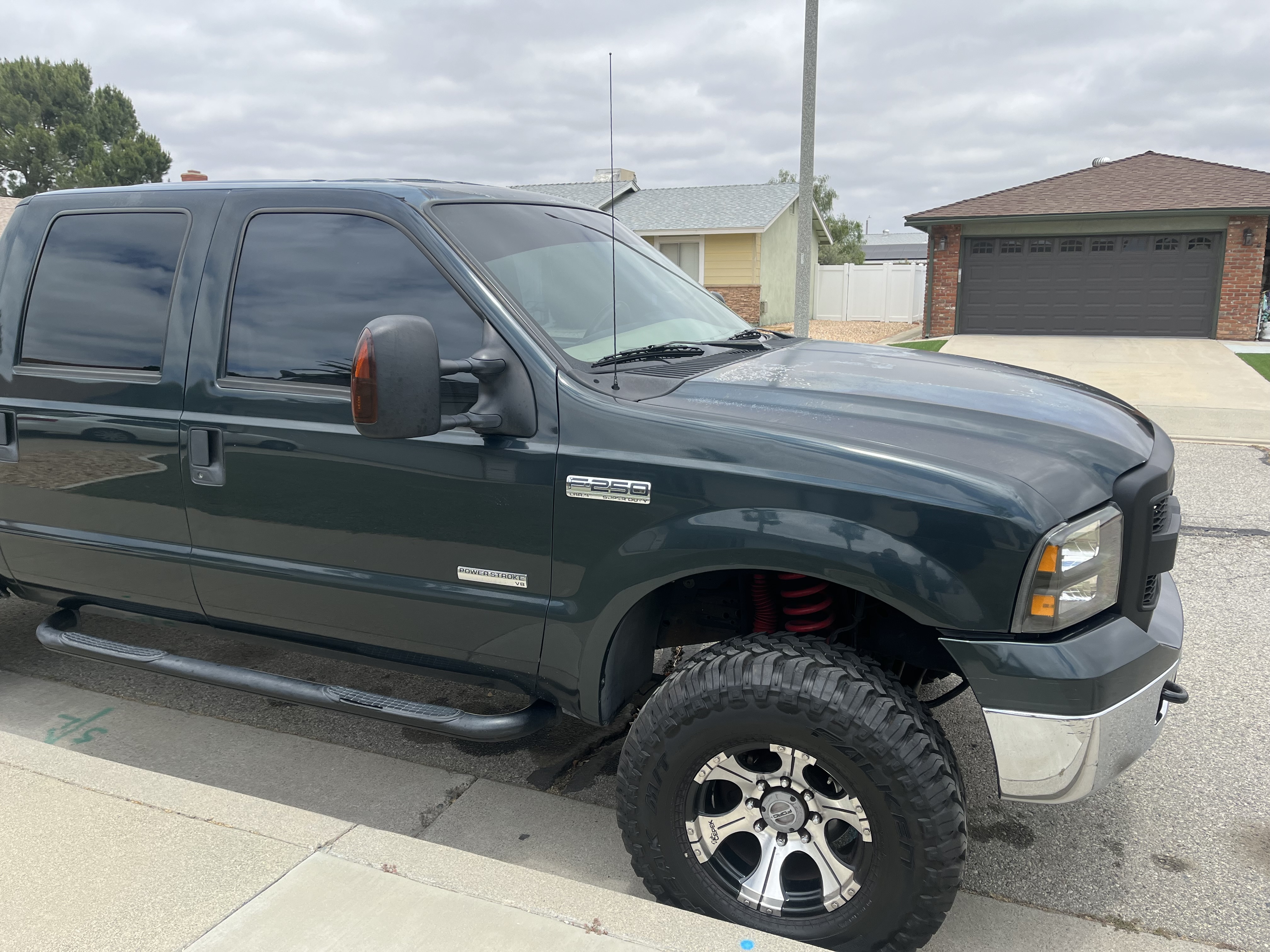 Used 2005 Ford F250 Lariat AWD/4WD image 16