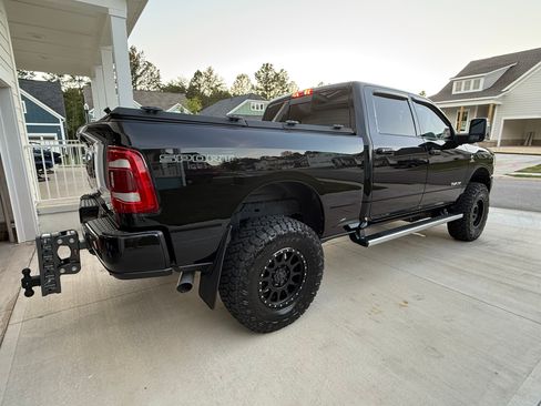 Used 2024 RAM 2500 Laramie w/ Sport Appearance Package image 26