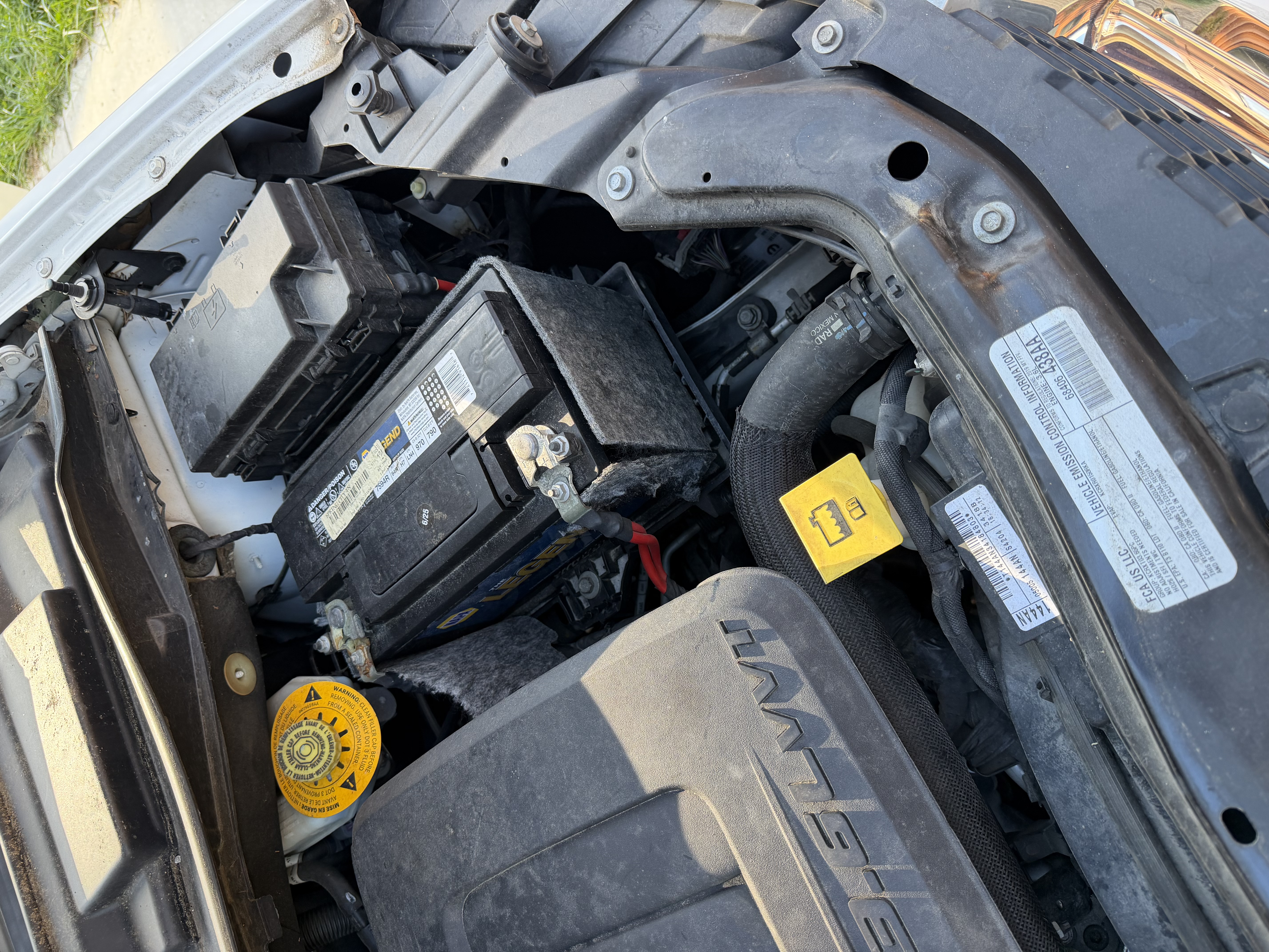 Used 2019 Dodge Grand Caravan SXT FWD image 25