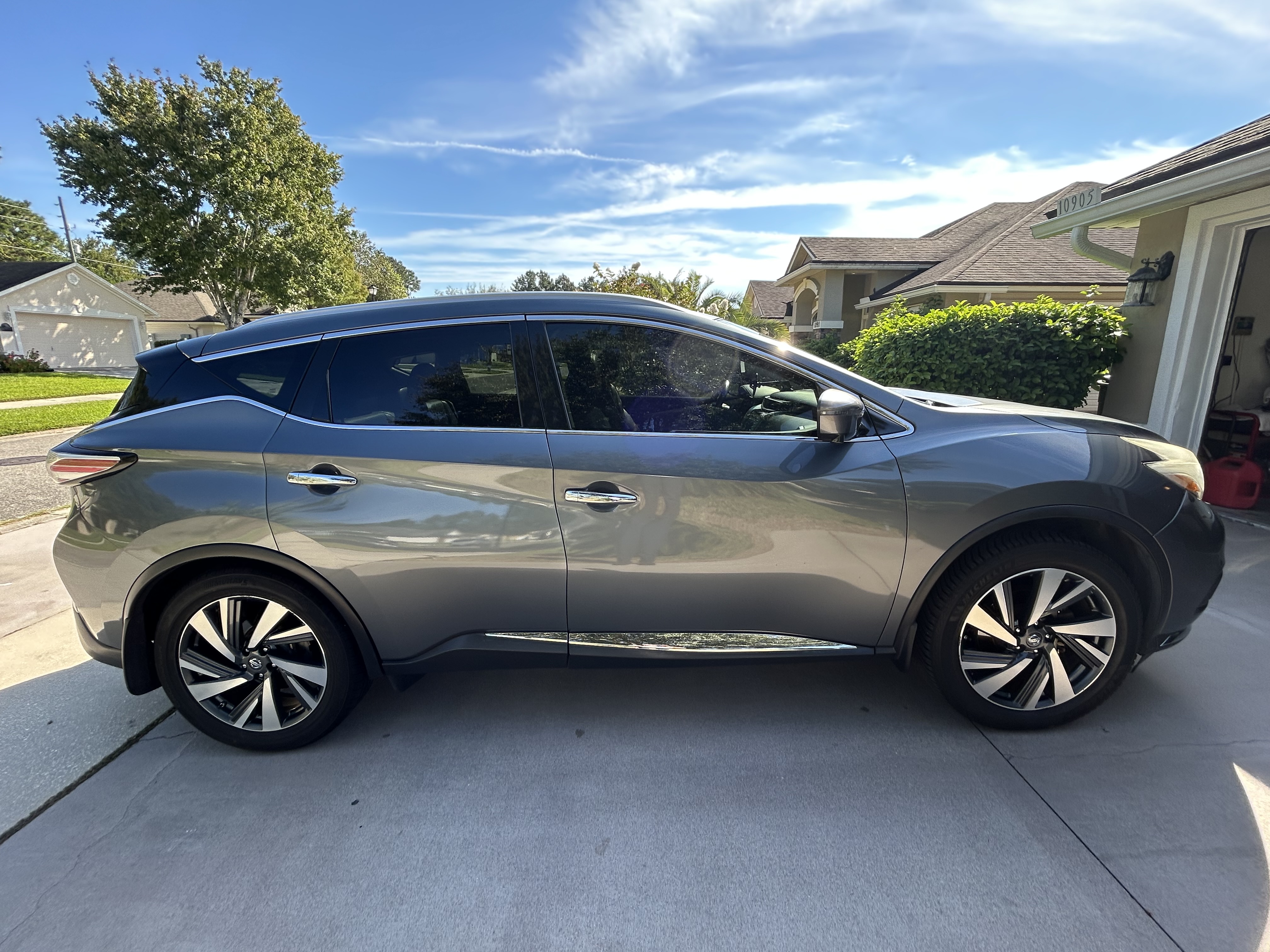 Used 2016 Nissan Murano Platinum w/ Platinum Technology Package FWD image 11