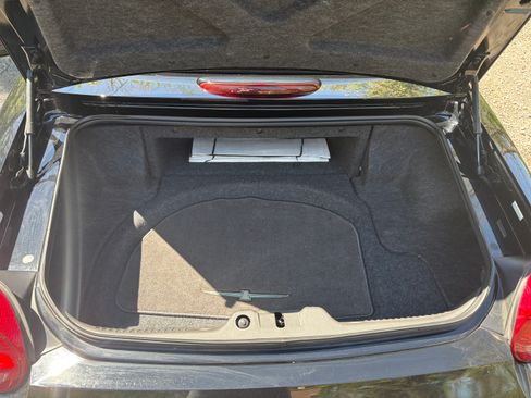 Used 2002 Ford Thunderbird RWD image 11