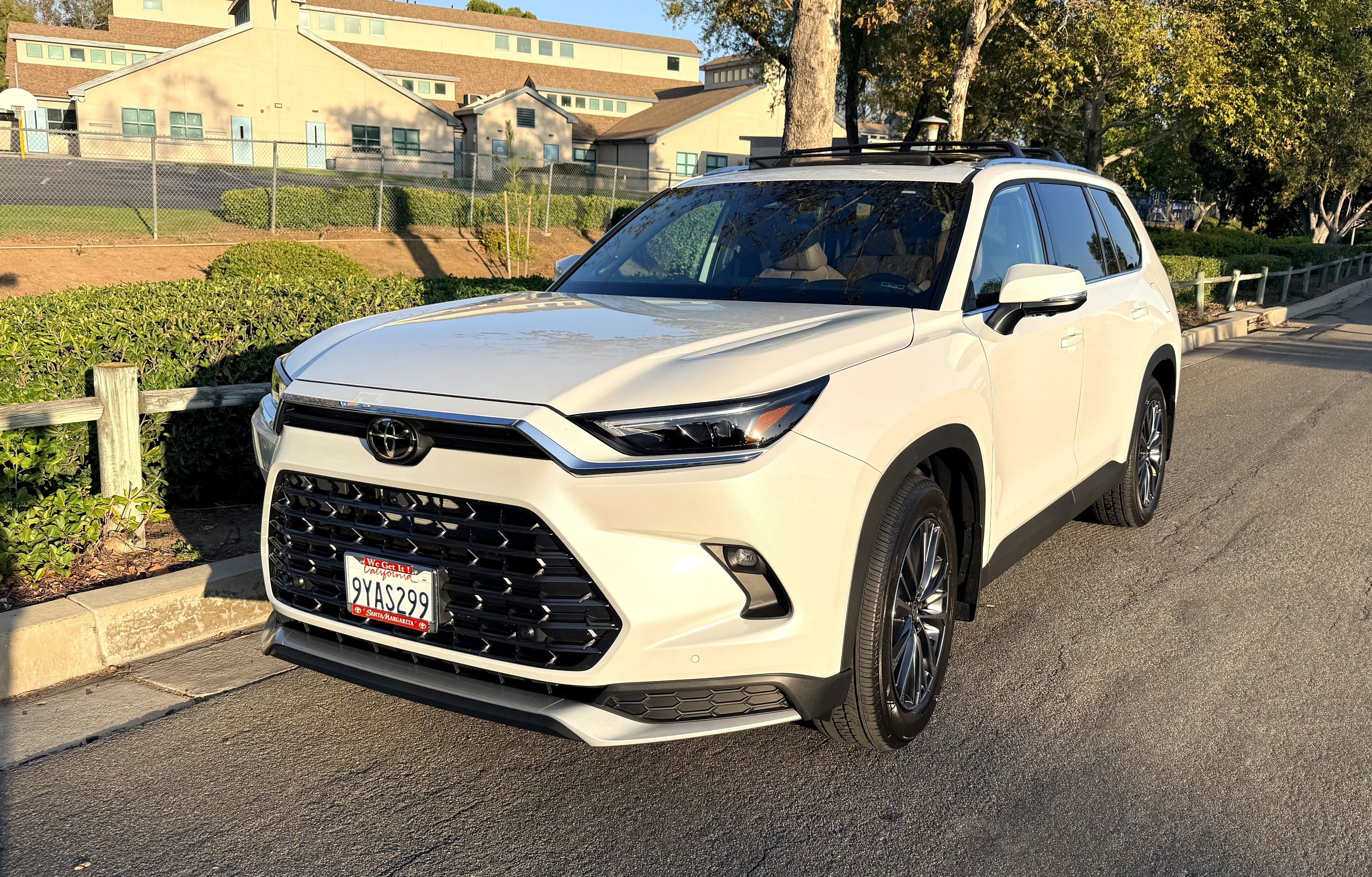 Used 2026 Toyota Grand Highlander AWD Hybrid image 1