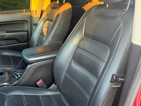 Used 2019 GMC Canyon Denali AWD/4WD image 10