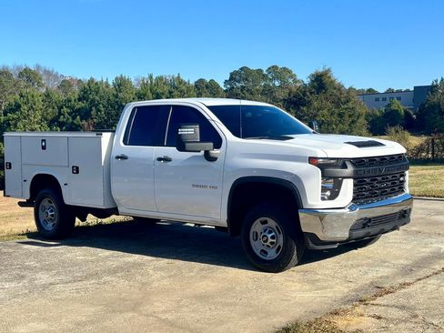 Used 2023 Chevrolet Silverado 2500 W/T w/ WT Convenience Package image 5