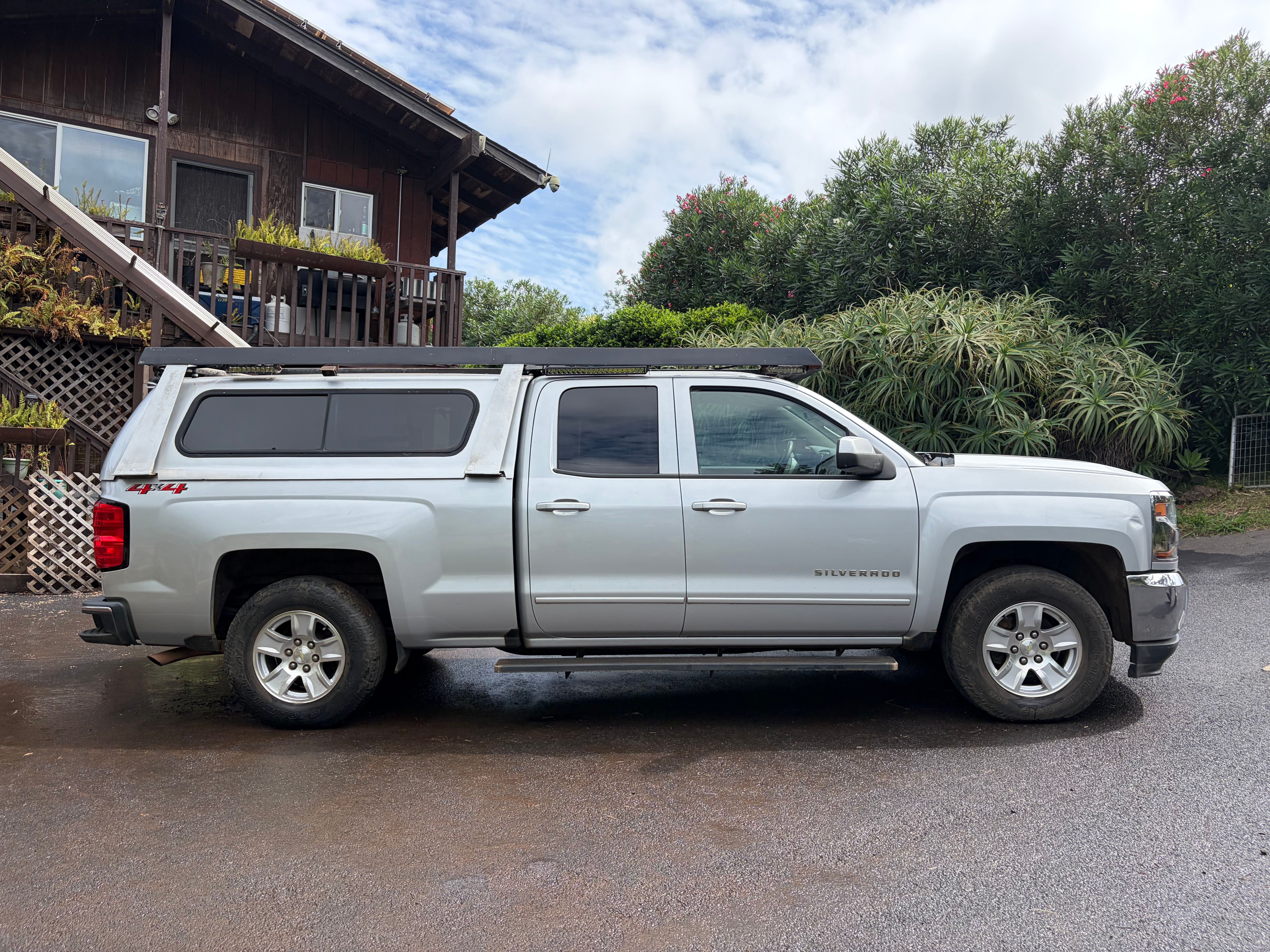 Used 2018 Chevrolet Silverado 1500 LT w/ All Star Edition AWD/4WD image 6