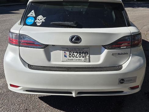 Used 2012 Lexus CT 200h image 2