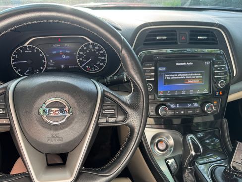 Used 2017 Nissan Maxima 3.5 SV FWD image 8