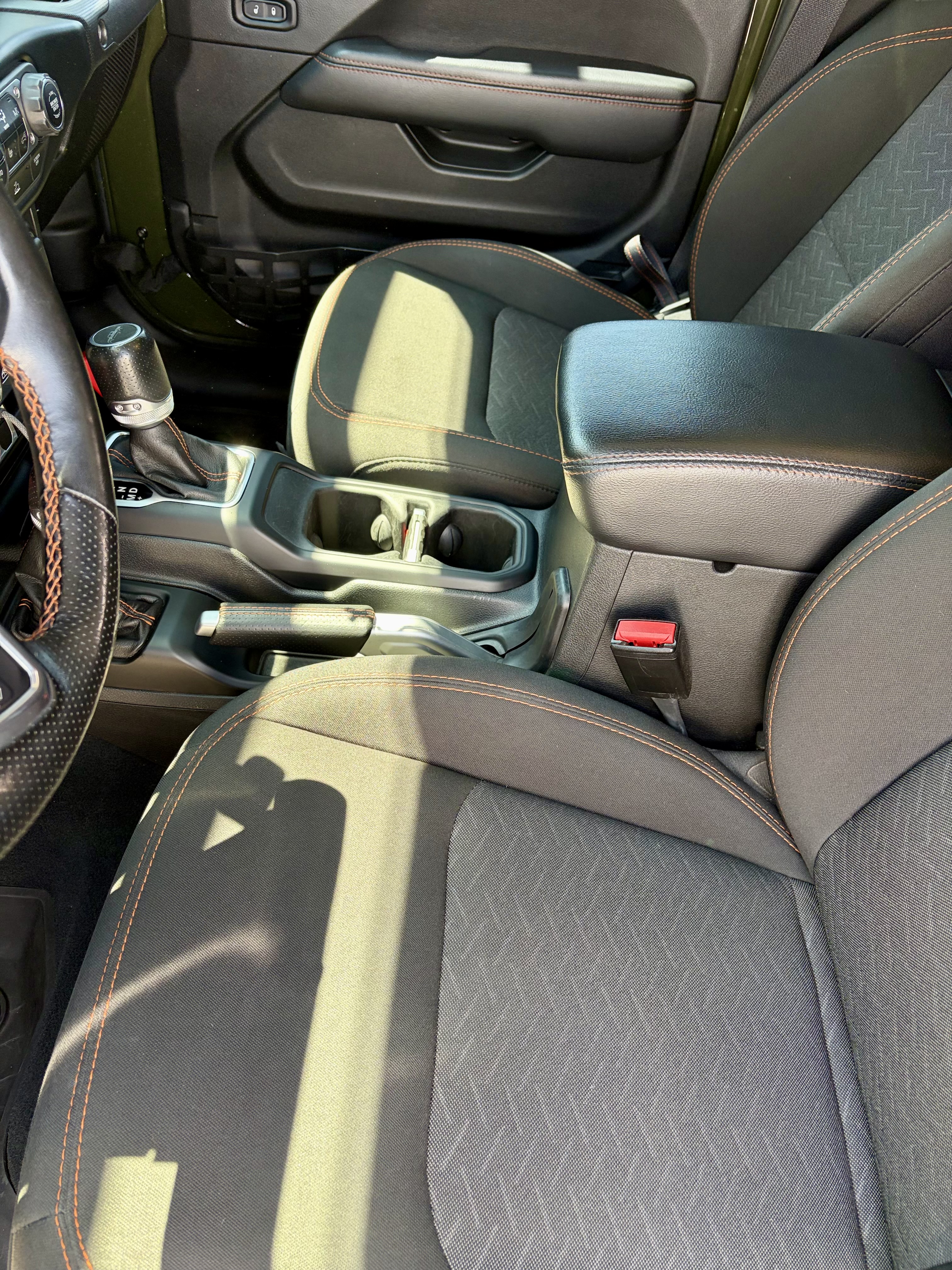 Used 2022 Jeep Gladiator Mojave w/ LED Lighting Group AWD/4WD image 6
