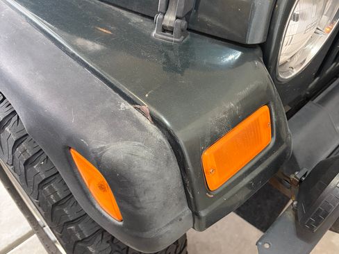 Used 2004 Jeep Wrangler 4WD w/ Smokers Group image 16