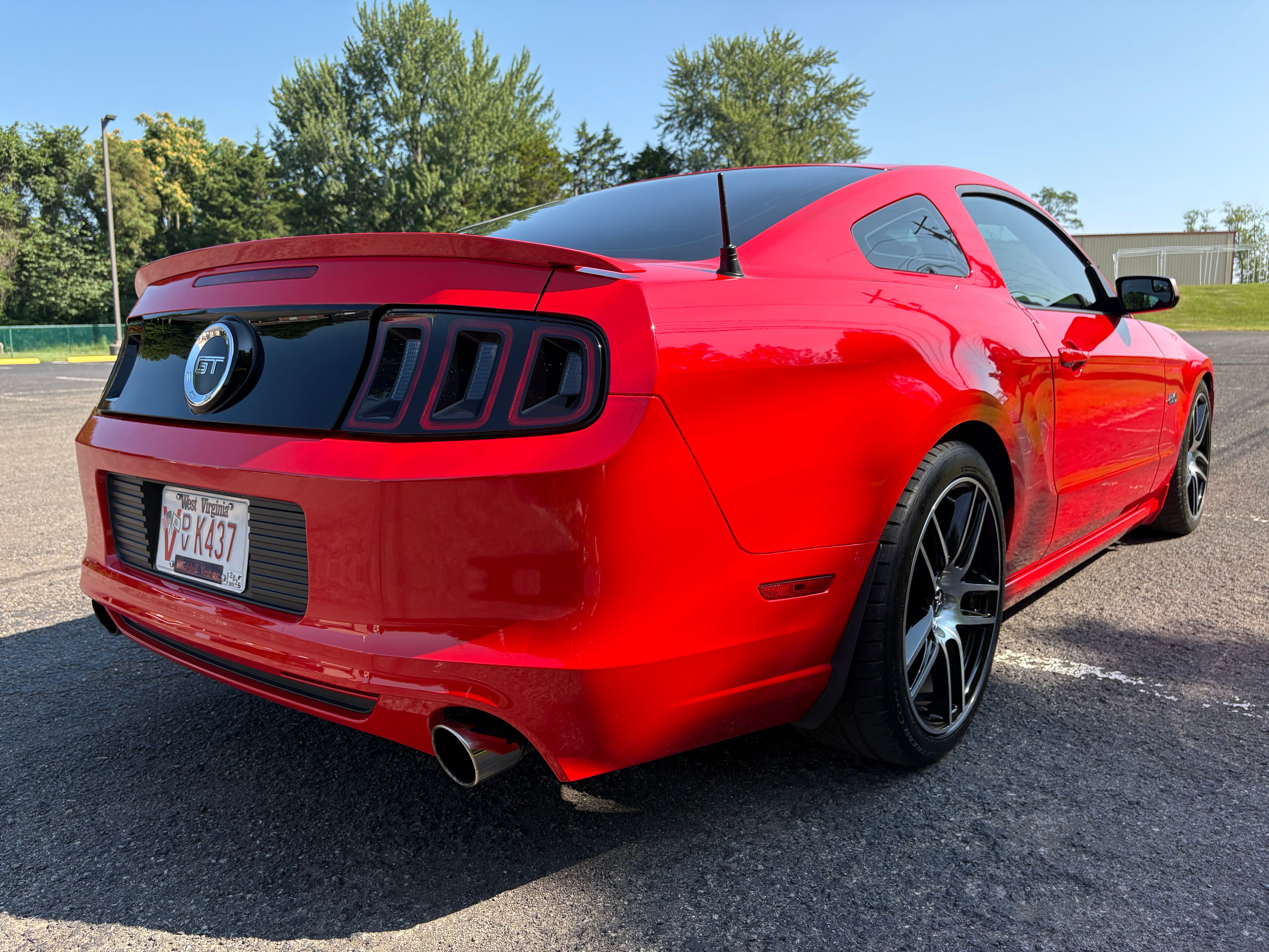 Used 2014 Ford Mustang GT RWD image 6