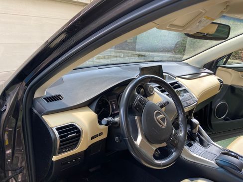Used 2015 Lexus NX 200t FWD w/ Premium Package image 13