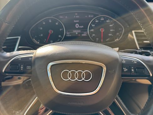Used 2012 Audi A8 L 4.2 image 5